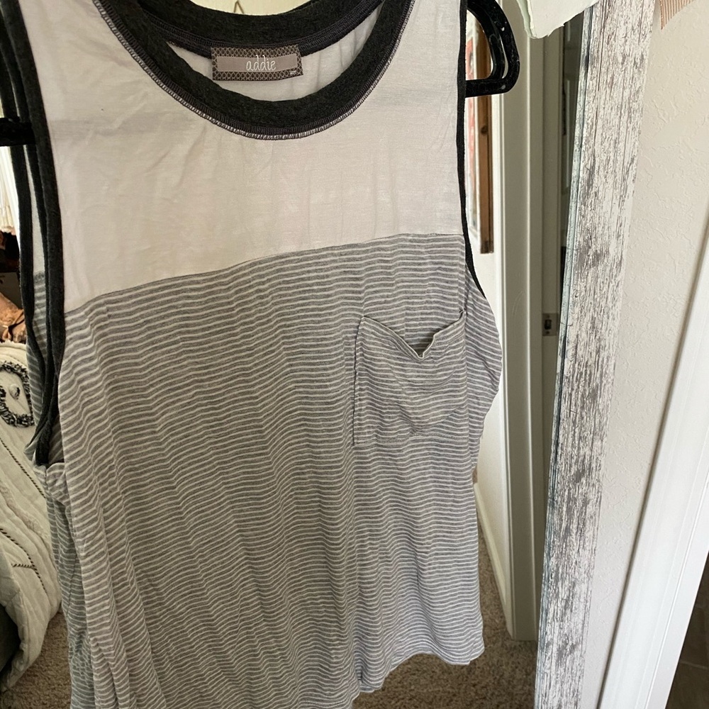 Gray and white stripped loose fitted tank